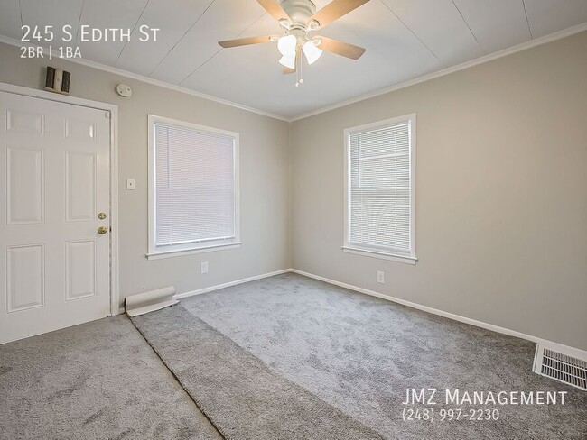 Photo - 245 S Edith St
