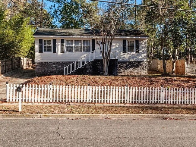 Building Photo - FULLY FURNISHED NORTH AUGUSTA HOME