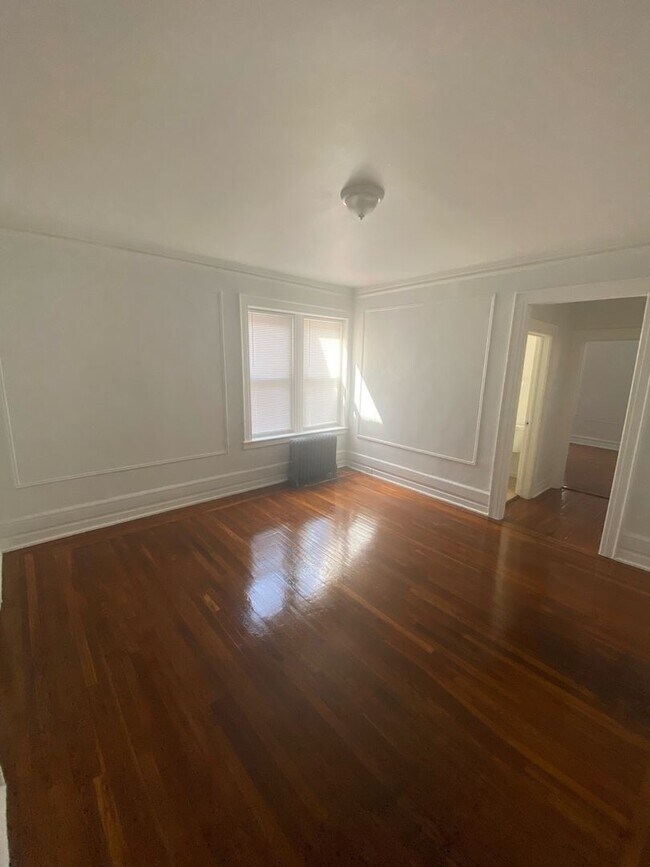 Photo - 210 Springdale Ave