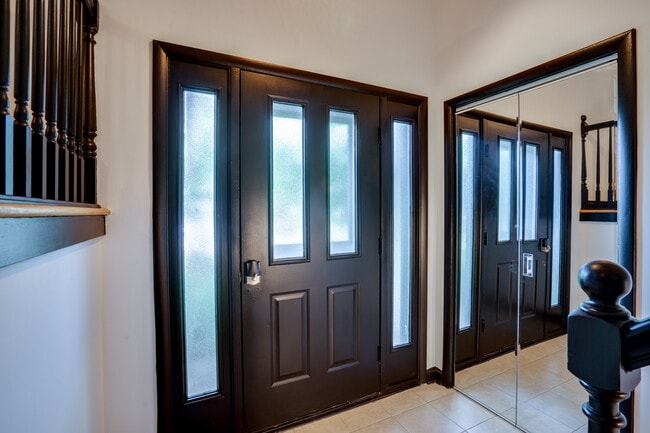 Foyer - 15012 Olddale Rd House Unit LL Walkout