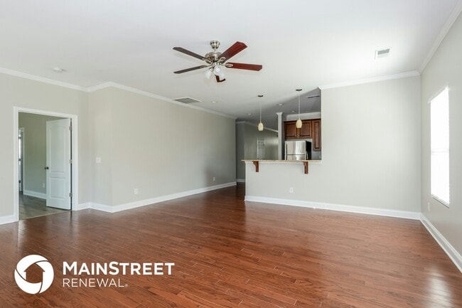 Photo - 417 Marie Way