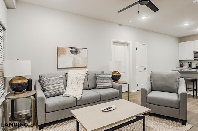 Building Photo - 1650 Harris Hill Rd