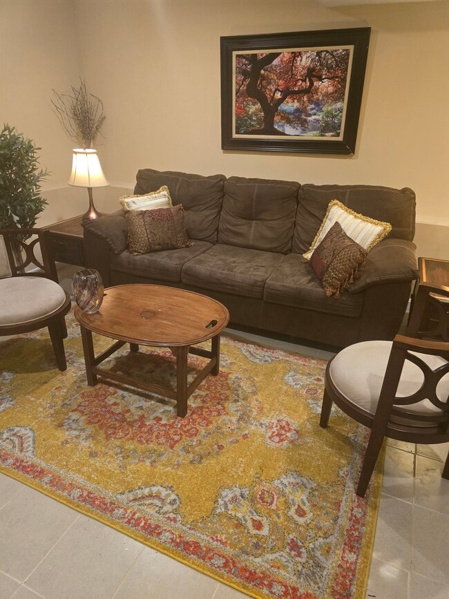 Photo - 1921 Spruce Dr NW Unidad 100