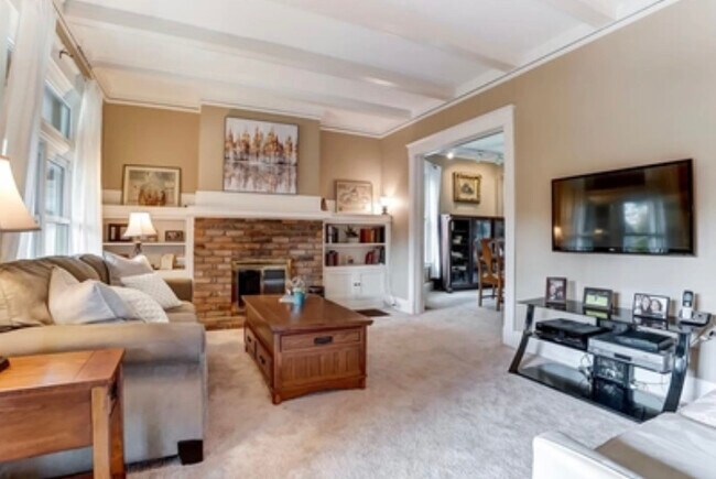 Photo - 3220 Lookout Dr