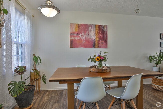 Photo - Woodstream Farms Apartments