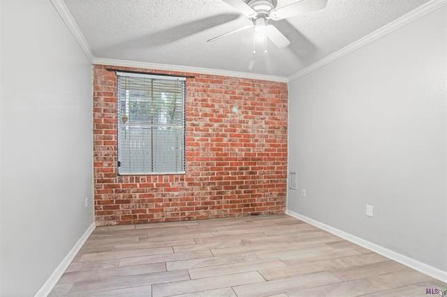 3101 Highland Rd