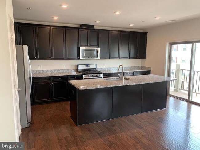 Photo - 3705 Chippendale Cir