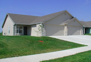 Building Photo - 1020 Augusta Ln Rental