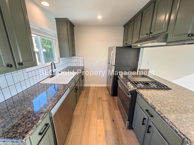Photo - AVAILABLE SEPTEMBER- Upper Level Apartment in Pismo Beach - 1 Bedroom / 1 Bathroom Unit A