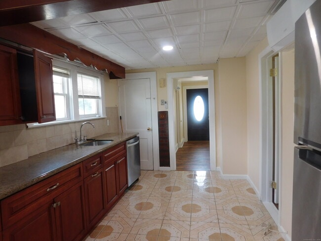 Photo - 6 Sheridan St