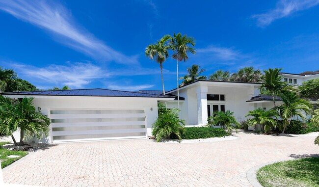 Photo - 2388 Queen Palm Rd