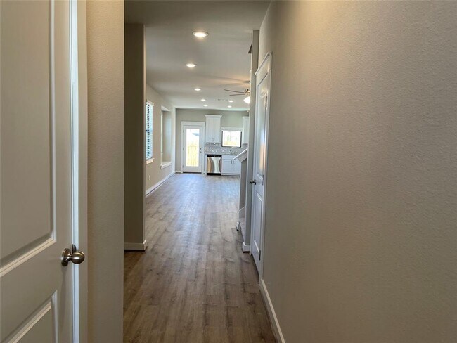 Photo - 441 Fieldwood Dr