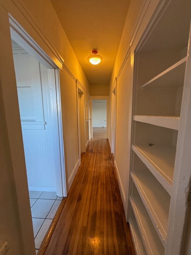 Photo - 1401-1407 Bissell Ave Unit 1403