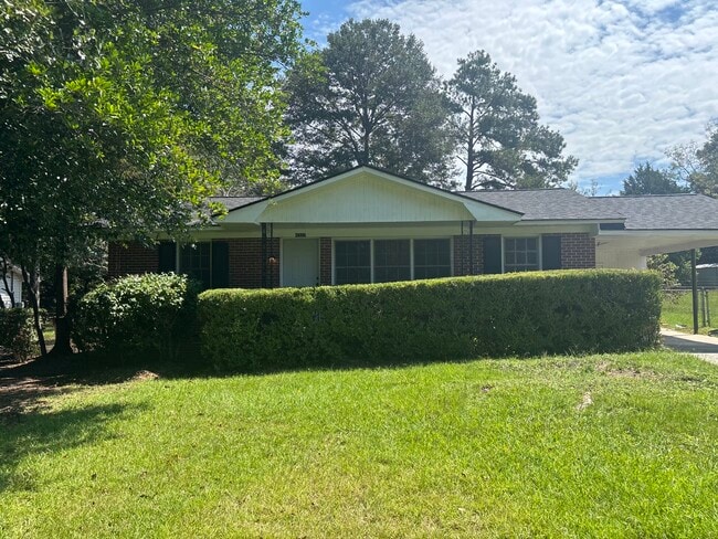 Building Photo - 4322 Fairfax Dr Rental