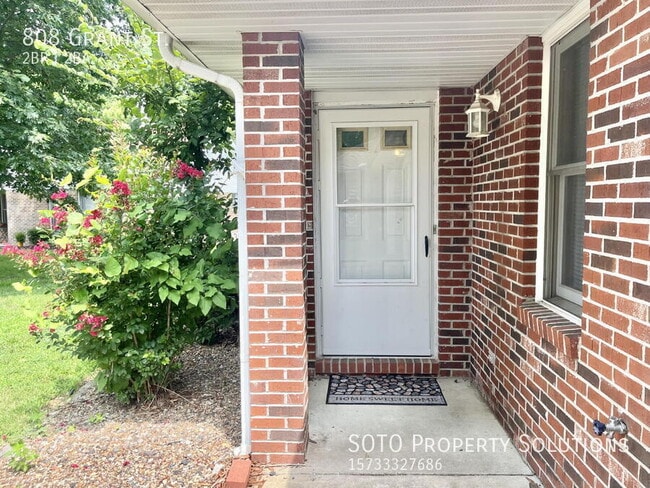 Photo - 808 Grant St