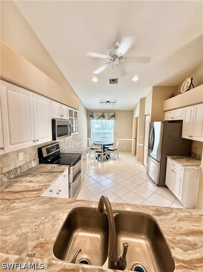 Photo - 8440 Ibis Cove Cir Unit B260