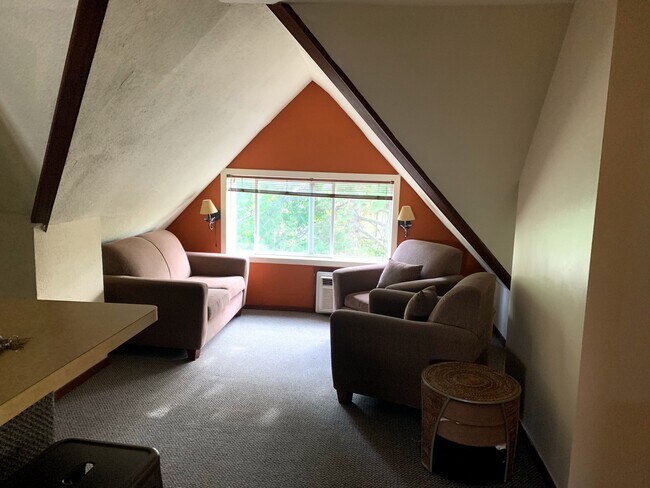 Photo - 315 Packard St Unidad #3