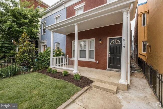 Building Photo - 1914 10th St NW Rental