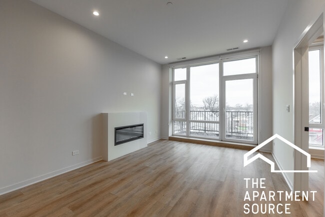 Photo - 3207 N Narragansett Ave