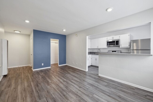 Photo - 1253 Havenhurst Drive