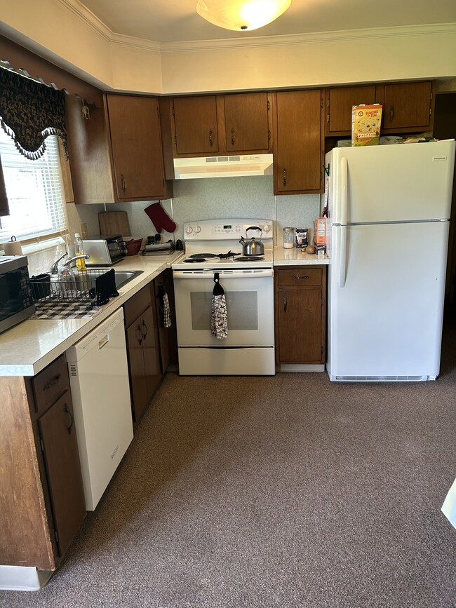 Photo - 112 Oak Rd