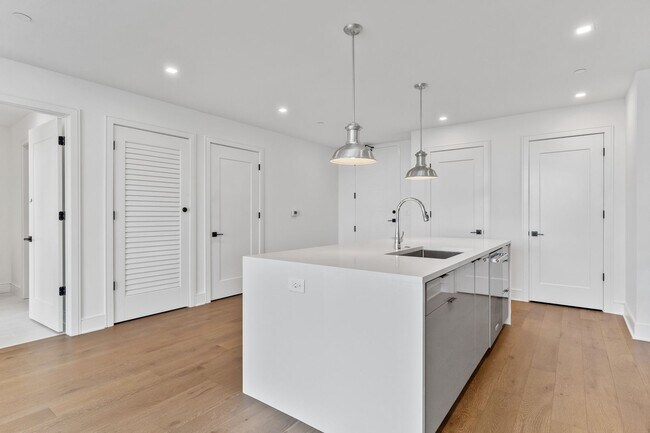 Photo - 3 Bed 3 Bath Apartment in West Midtown! Unit 908