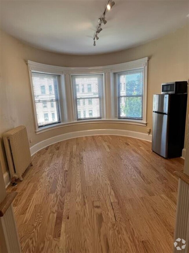 Building Photo - 880 Massachusetts Ave Unit 416 Rental