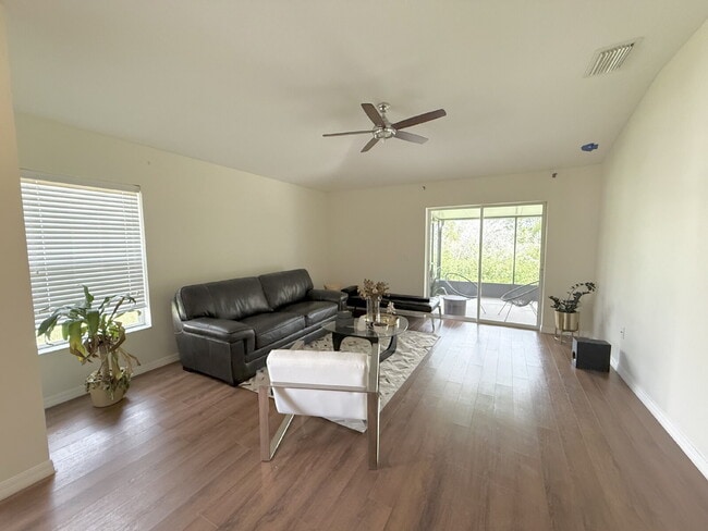 Photo - "Charming 3-Bedroom villa in Wesley Chapel...