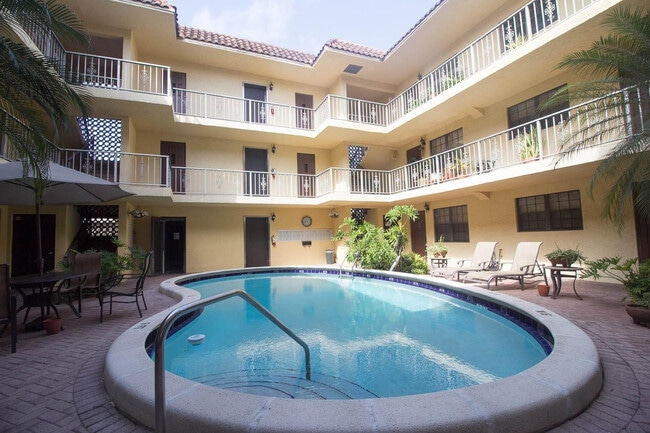 Photo - 917 NE 16th Ave Unit 16