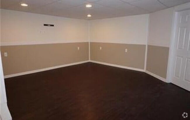 Building Photo - 6671 Mine Dr Rental