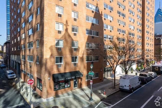 Photo - River West Condominiums