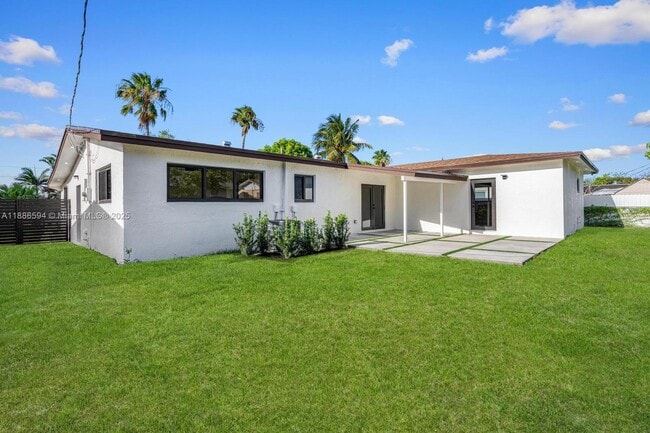 Photo - 9300 Marine Dr
