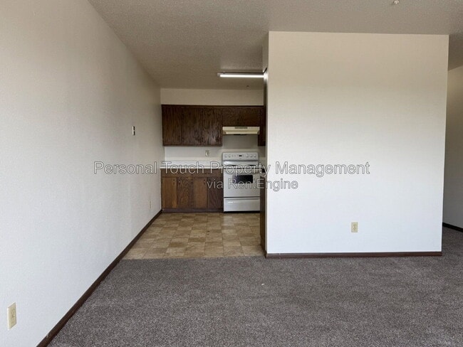 10 5th St NW Unit 301