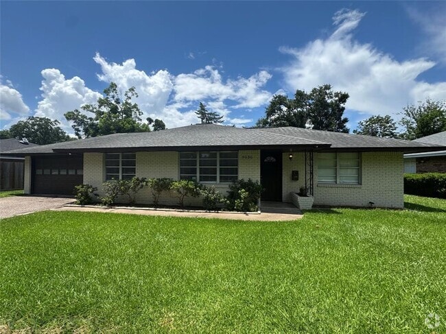 Building Photo - 9030 Colleen Rd Rental