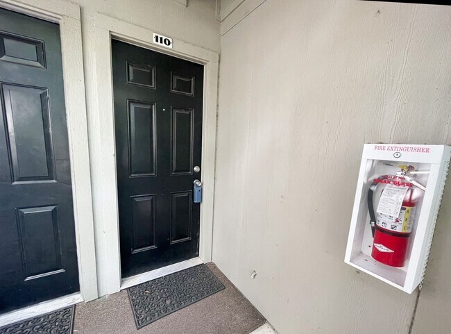 Photo - South Austin Condo located in Gated Commun...