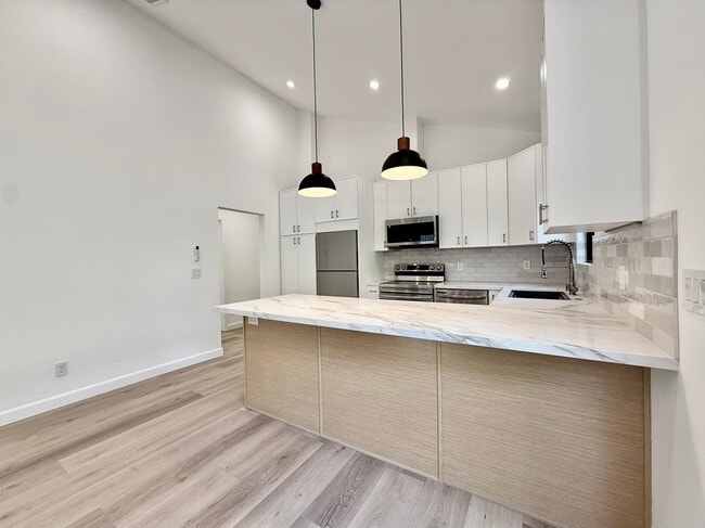 Photo - 619 N Vista St Unit A