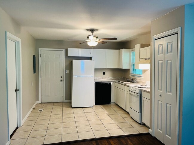 Photo - 4531 Wesley Dr Unit 4531