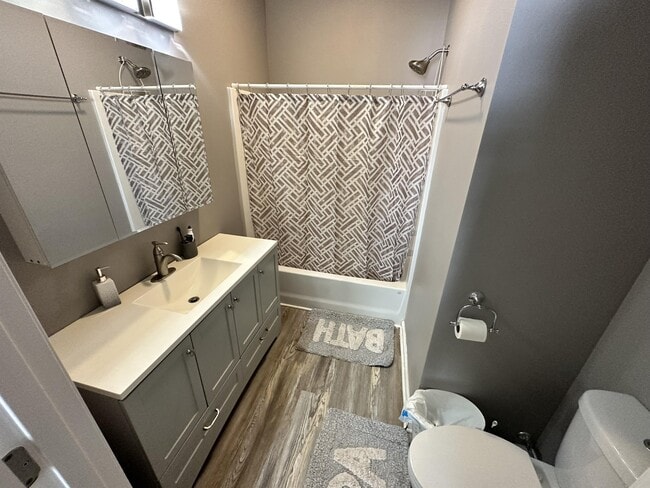 Photo - 1315 Jerome Ave