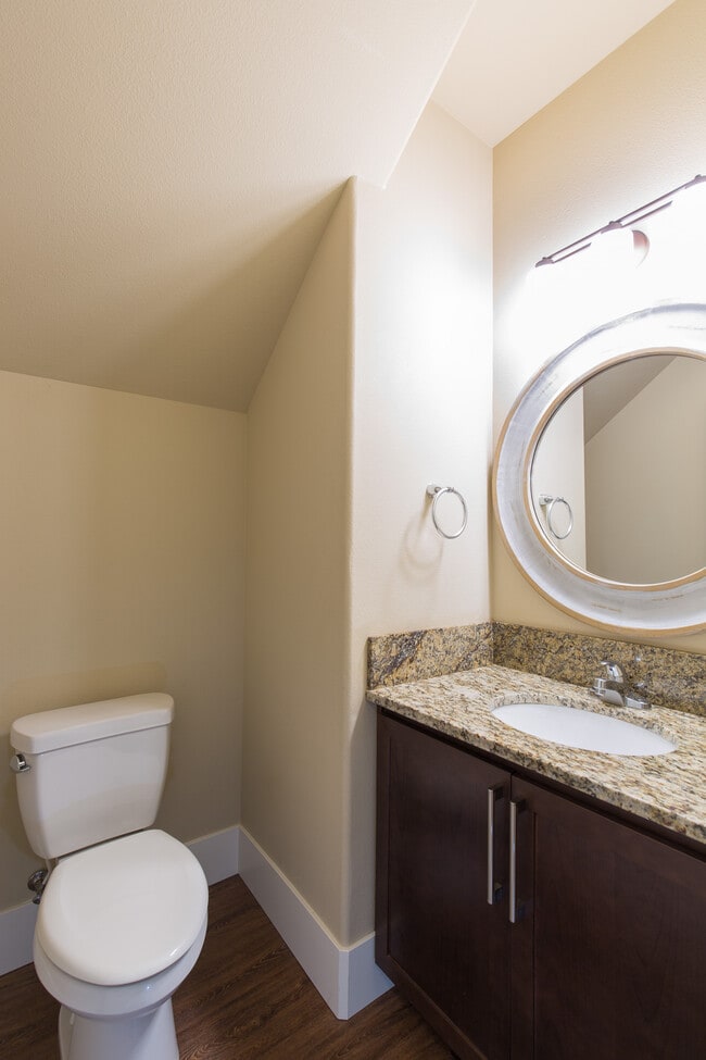 Photo - 324 NW 17th St