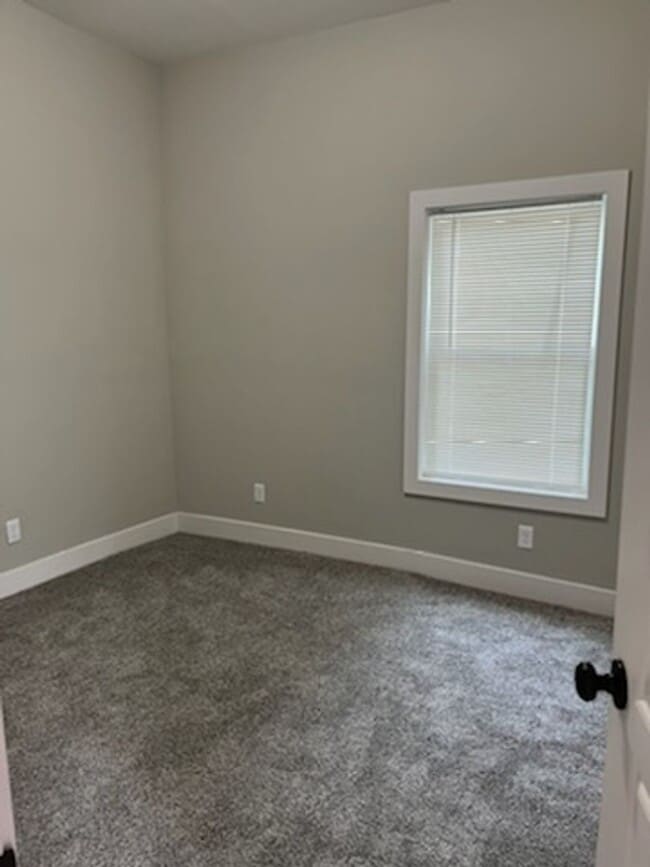 Photo - Beautifully Renovated 2-bedroom Home in Shelby Park!