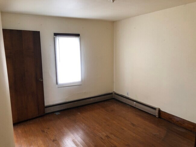 Photo - 1322 W Main St Unit 2