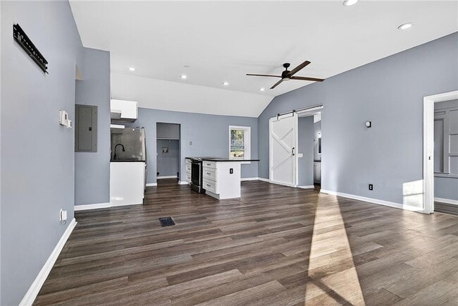 Photo - 1173 Fenwood St SW