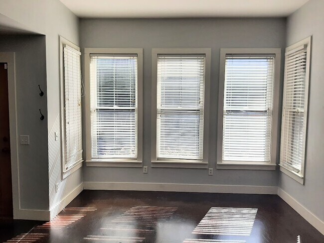 Photo - 510 Madison St