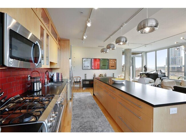 Photo - 901 S 2nd St Unit 401