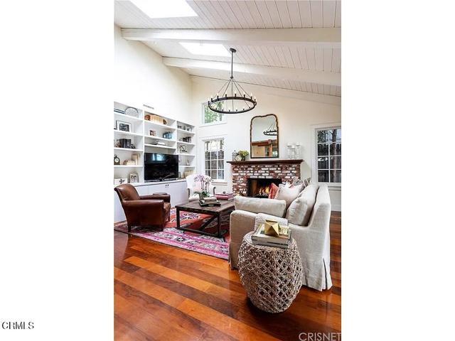 Photo - 12807 Milbank St