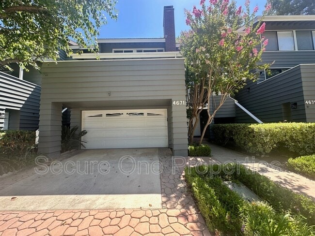 Building Photo - 4671 Club View Dr Rental