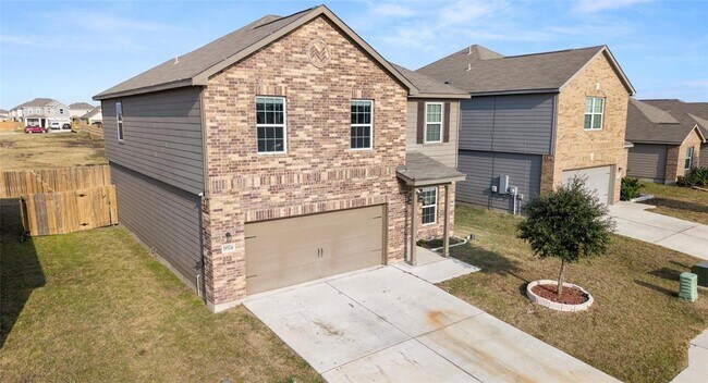 Photo - 18524 Speculator Ln