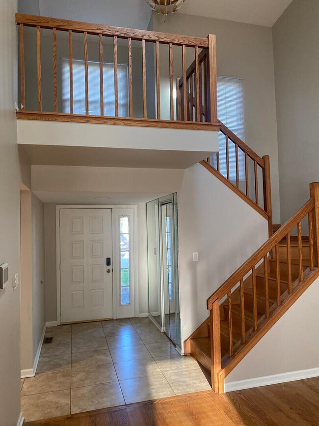Photo - 1102 Southbridge Ln