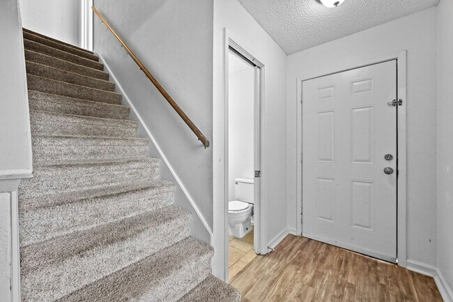 Photo - 7604 Woodstone Cove