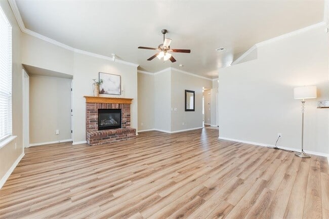 Photo - 14101 Saw Mill Rd